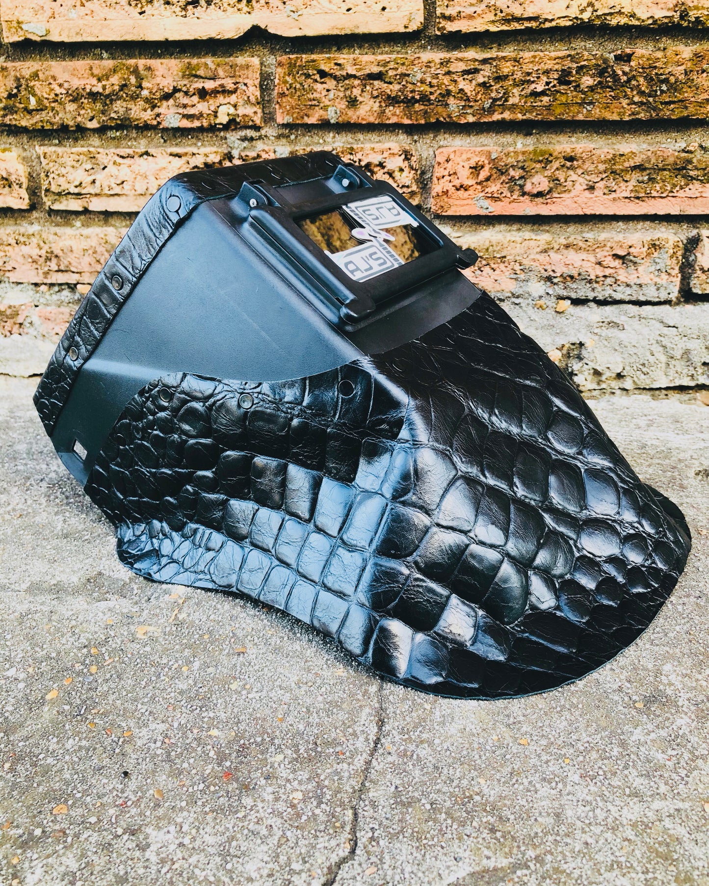 Black Gator Futura